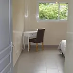 Grande Maison Moderne Avec Piscine A Tours, Proche Du Centre-ville Et De La Loire A Velo - Fr-1-381-231 トゥール