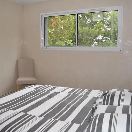 Grande Maison Moderne Avec Piscine A Tours, Proche Du Centre-ville Et De La Loire A Velo - Fr-1-381-231 別荘 *