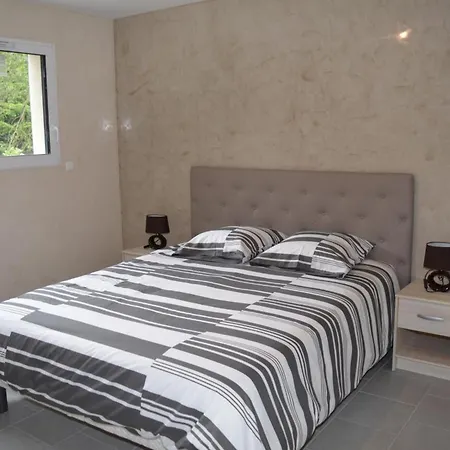 Grande Maison Moderne Avec Piscine à Tours, Proche Du Centre-ville Et De La Loire à Vélo - Fr-1-381-231 Hébergement de vacances Tours