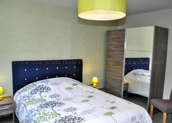 Grande Maison Moderne Avec Piscine A Tours, Proche Du Centre-ville Et De La Loire A Velo - Fr-1-381-231 *