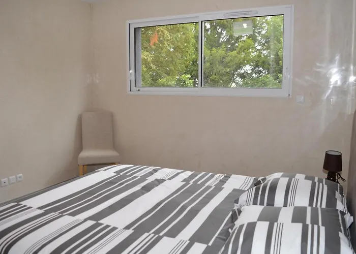 Grande Maison Moderne Avec Piscine A Tours, Proche Du Centre-ville Et De La Loire A Velo - Fr-1-381-231 Prázdninový dům *